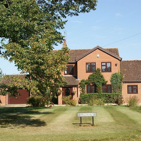Linden Bed & Breakfast Hillington Exterior foto